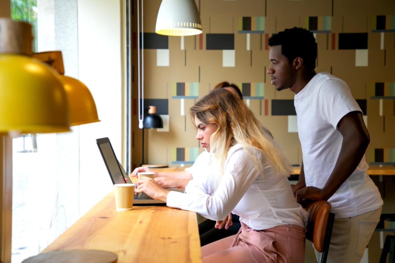 Instructor leading a financial analysis workshop with participants engaged in discussion